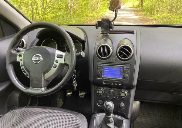 Nissan Qashqai cena 27900 przebieg: 279000, rok produkcji 2009 z Radom małe 254